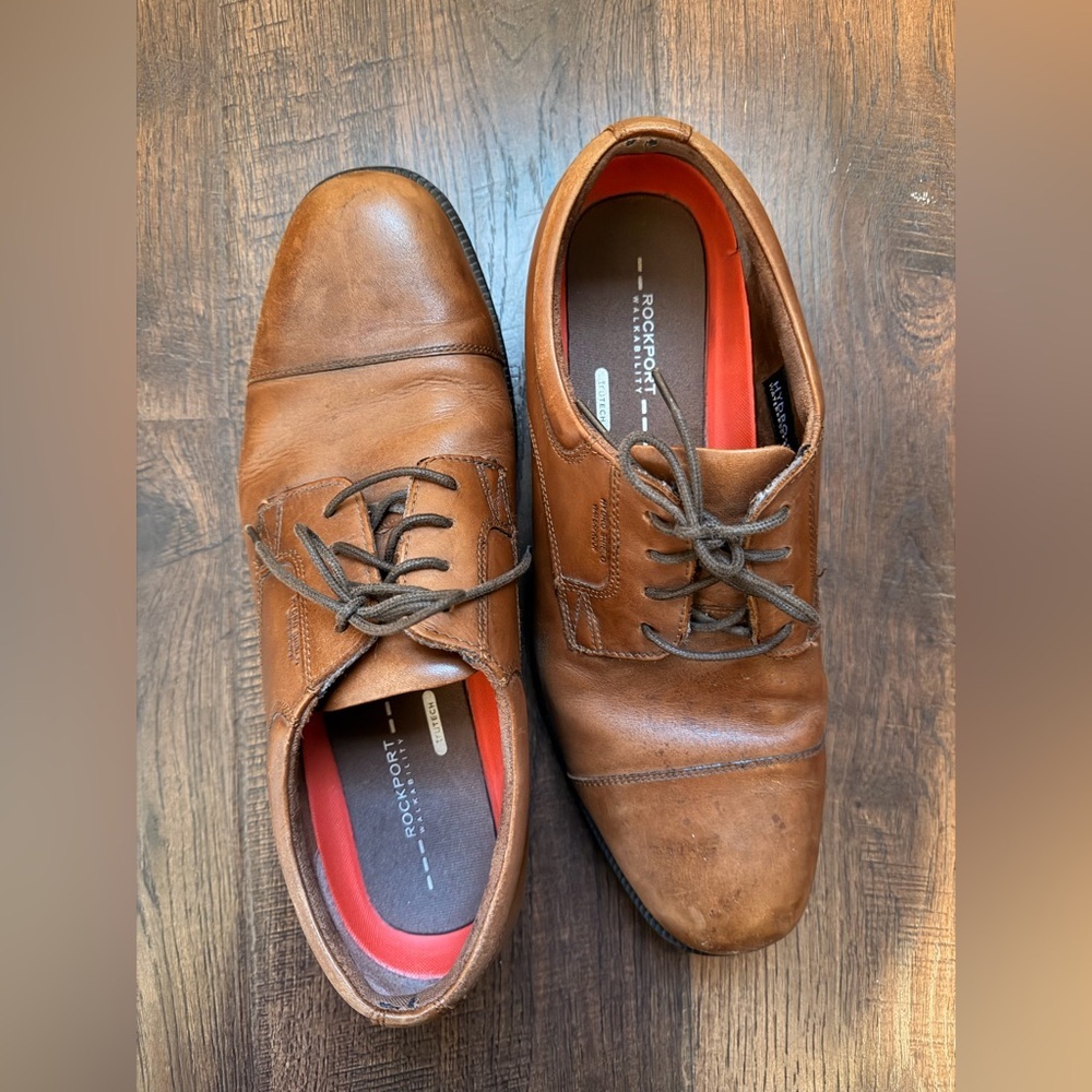 Rockport Men's Tan Leather Oxfords - Picture 5 of 7